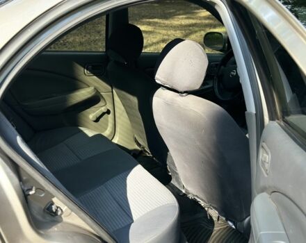 Бежевый Ниссан Альмера Классик, объемом двигателя 1.6 л и пробегом 245 тыс. км за 3600 $, фото 14 на Automoto.ua