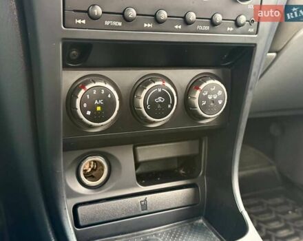 Бежевий Ніссан Альмера Класік, об'ємом двигуна 1.6 л та пробігом 140 тис. км за 6500 $, фото 27 на Automoto.ua