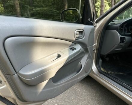 Бежевый Ниссан Альмера Классик, объемом двигателя 1.6 л и пробегом 245 тыс. км за 3600 $, фото 12 на Automoto.ua