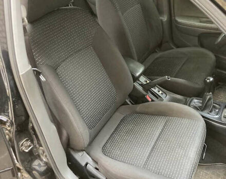 Черный Ниссан Альмера Классик, объемом двигателя 1.6 л и пробегом 155 тыс. км за 4200 $, фото 4 на Automoto.ua