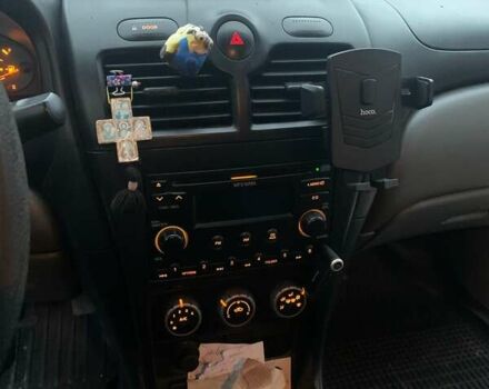 Черный Ниссан Альмера Классик, объемом двигателя 1.6 л и пробегом 167 тыс. км за 5999 $, фото 2 на Automoto.ua