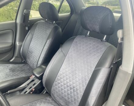 Черный Ниссан Альмера Классик, объемом двигателя 1.6 л и пробегом 157 тыс. км за 5000 $, фото 6 на Automoto.ua