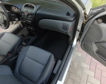 Серый Ниссан Альмера Классик, объемом двигателя 1.6 л и пробегом 193 тыс. км за 5500 $, фото 10 на Automoto.ua