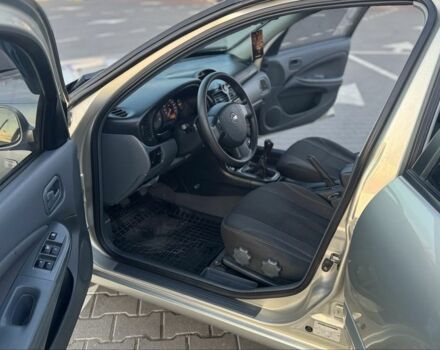 Серый Ниссан Альмера Классик, объемом двигателя 1.6 л и пробегом 340 тыс. км за 4199 $, фото 11 на Automoto.ua