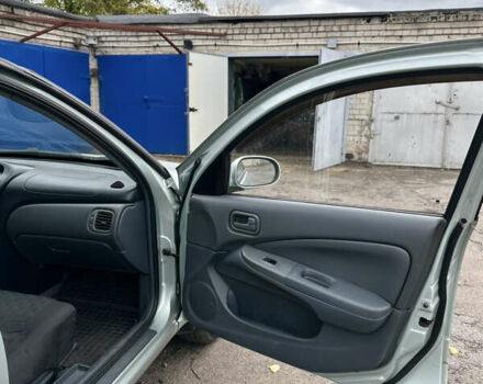 Сірий Ніссан Альмера Класік, об'ємом двигуна 1.6 л та пробігом 261 тис. км за 2700 $, фото 14 на Automoto.ua