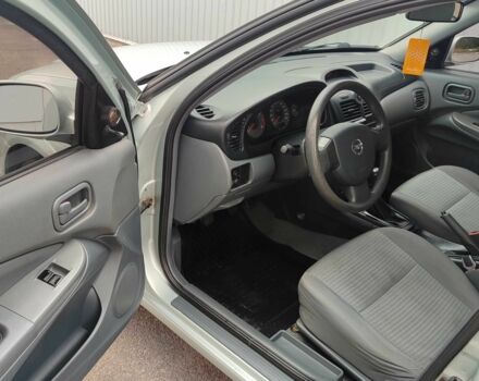 Серый Ниссан Альмера Классик, объемом двигателя 1.6 л и пробегом 215 тыс. км за 3999 $, фото 17 на Automoto.ua