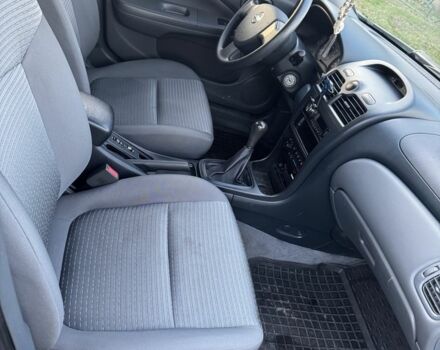 Сірий Ніссан Альмера Класік, об'ємом двигуна 1.6 л та пробігом 78 тис. км за 6200 $, фото 7 на Automoto.ua