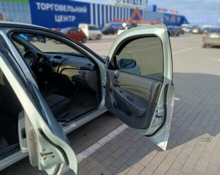 Серый Ниссан Альмера Классик, объемом двигателя 1.6 л и пробегом 255 тыс. км за 4900 $, фото 2 на Automoto.ua