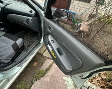 Сірий Ніссан Альмера Класік, об'ємом двигуна 1.6 л та пробігом 300 тис. км за 4200 $, фото 4 на Automoto.ua