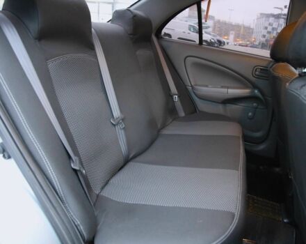 Серый Ниссан Альмера Классик, объемом двигателя 1.6 л и пробегом 96 тыс. км за 6100 $, фото 7 на Automoto.ua