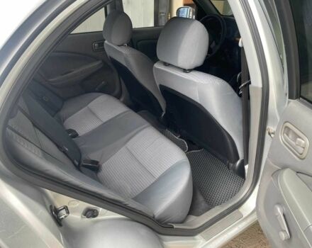 Серый Ниссан Альмера Классик, объемом двигателя 1.6 л и пробегом 160 тыс. км за 6300 $, фото 5 на Automoto.ua