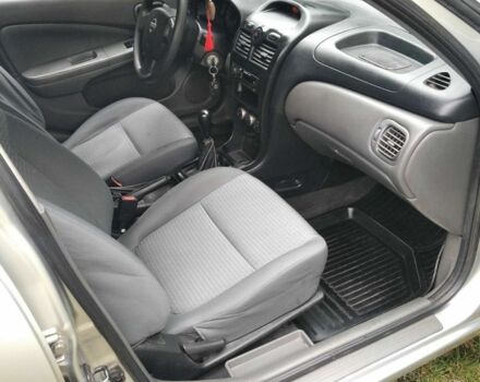 Сірий Ніссан Альмера Класік, об'ємом двигуна 1.6 л та пробігом 174 тис. км за 5600 $, фото 6 на Automoto.ua