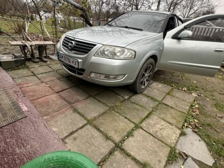 Сірий Ніссан Альмера Класік, об'ємом двигуна 1.6 л та пробігом 300 тис. км за 4200 $, фото 1 на Automoto.ua