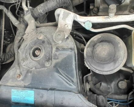 Синий Ниссан Альмера Классик, объемом двигателя 1.6 л и пробегом 280 тыс. км за 3400 $, фото 15 на Automoto.ua