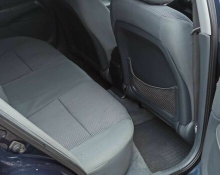 Синий Ниссан Альмера Классик, объемом двигателя 1.6 л и пробегом 211 тыс. км за 3700 $, фото 5 на Automoto.ua