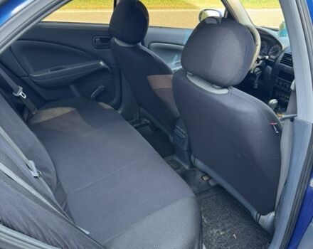 Синий Ниссан Альмера Классик, объемом двигателя 1.6 л и пробегом 170 тыс. км за 3900 $, фото 5 на Automoto.ua