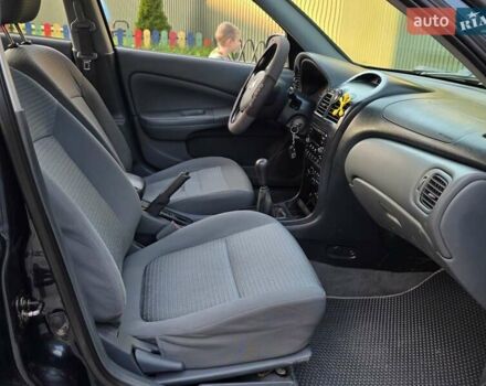 Синий Ниссан Альмера Классик, объемом двигателя 1.6 л и пробегом 215 тыс. км за 3799 $, фото 28 на Automoto.ua