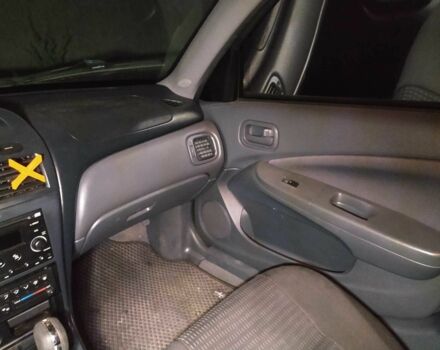 Зелений Ніссан Альмера Класік, об'ємом двигуна 1.6 л та пробігом 230 тис. км за 4999 $, фото 5 на Automoto.ua