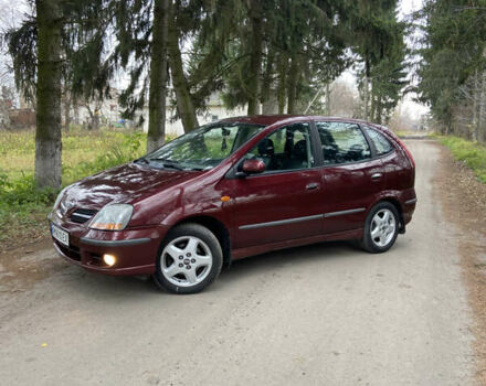 Красный Ниссан Альмера Тино, объемом двигателя 1.77 л и пробегом 226 тыс. км за 3552 $, фото 2 на Automoto.ua