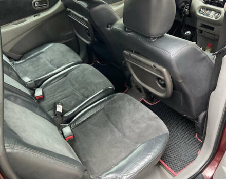 Красный Ниссан Альмера Тино, объемом двигателя 1.77 л и пробегом 226 тыс. км за 3552 $, фото 25 на Automoto.ua