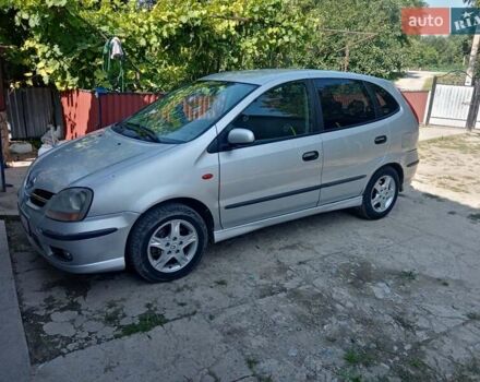 Серый Ниссан Альмера Тино, объемом двигателя 2.18 л и пробегом 300 тыс. км за 3800 $, фото 7 на Automoto.ua