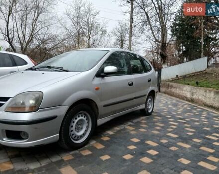 Серый Ниссан Альмера Тино, объемом двигателя 2.18 л и пробегом 375 тыс. км за 3000 $, фото 6 на Automoto.ua