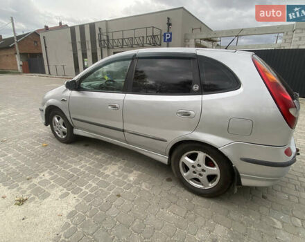 Серый Ниссан Альмера Тино, объемом двигателя 2.2 л и пробегом 266 тыс. км за 2650 $, фото 6 на Automoto.ua