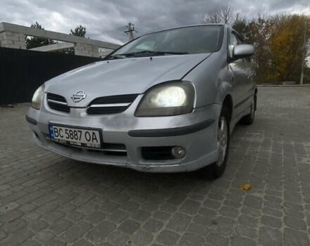 Серый Ниссан Альмера Тино, объемом двигателя 2.2 л и пробегом 266 тыс. км за 2650 $, фото 2 на Automoto.ua