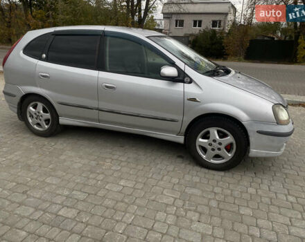 Серый Ниссан Альмера Тино, объемом двигателя 2.2 л и пробегом 266 тыс. км за 2650 $, фото 3 на Automoto.ua