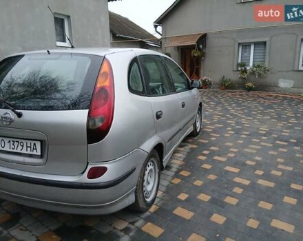 Серый Ниссан Альмера Тино, объемом двигателя 2.18 л и пробегом 375 тыс. км за 3000 $, фото 1 на Automoto.ua