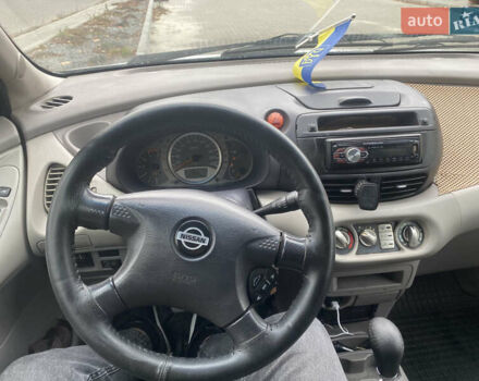 Серый Ниссан Альмера Тино, объемом двигателя 2.2 л и пробегом 266 тыс. км за 2650 $, фото 8 на Automoto.ua