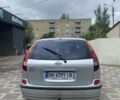 Серый Ниссан Альмера Тино, объемом двигателя 2.2 л и пробегом 330 тыс. км за 1951 $, фото 3 на Automoto.ua