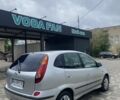 Серый Ниссан Альмера Тино, объемом двигателя 2.2 л и пробегом 330 тыс. км за 1951 $, фото 2 на Automoto.ua