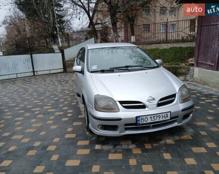 Серый Ниссан Альмера Тино, объемом двигателя 2.18 л и пробегом 375 тыс. км за 3000 $, фото 1 на Automoto.ua