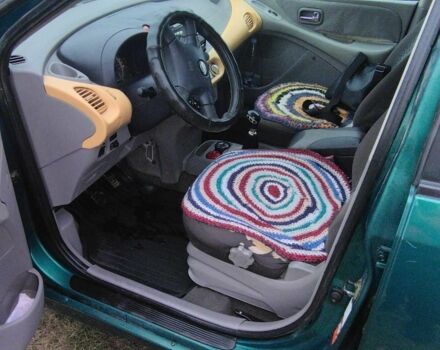 Зеленый Ниссан Альмера Тино, объемом двигателя 2.2 л и пробегом 350 тыс. км за 2100 $, фото 2 на Automoto.ua