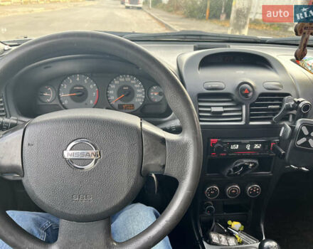 Белый Ниссан Альмера, объемом двигателя 1.6 л и пробегом 313 тыс. км за 4700 $, фото 3 на Automoto.ua