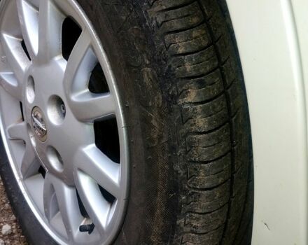 Белый Ниссан Альмера, объемом двигателя 1.6 л и пробегом 225 тыс. км за 4200 $, фото 12 на Automoto.ua