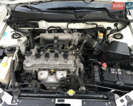 Белый Ниссан Альмера, объемом двигателя 1.6 л и пробегом 187 тыс. км за 5300 $, фото 11 на Automoto.ua