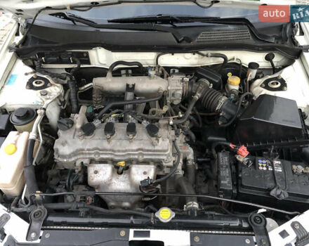 Белый Ниссан Альмера, объемом двигателя 1.6 л и пробегом 187 тыс. км за 5300 $, фото 25 на Automoto.ua