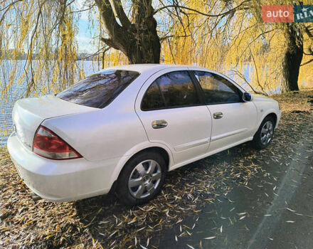 Белый Ниссан Альмера, объемом двигателя 1.6 л и пробегом 144 тыс. км за 6200 $, фото 6 на Automoto.ua