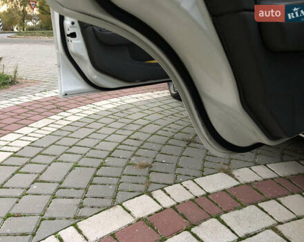 Белый Ниссан Альмера, объемом двигателя 1.6 л и пробегом 187 тыс. км за 5300 $, фото 38 на Automoto.ua