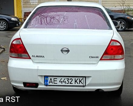 Белый Ниссан Альмера, объемом двигателя 1.6 л и пробегом 212 тыс. км за 4600 $, фото 3 на Automoto.ua