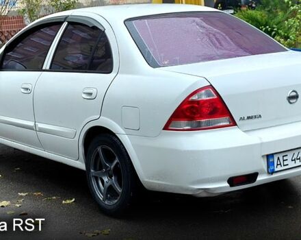 Белый Ниссан Альмера, объемом двигателя 1.6 л и пробегом 212 тыс. км за 4600 $, фото 5 на Automoto.ua