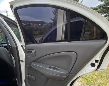 Белый Ниссан Альмера, объемом двигателя 1.6 л и пробегом 207 тыс. км за 5500 $, фото 10 на Automoto.ua