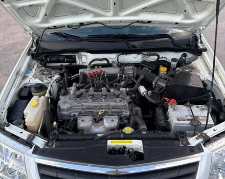 Белый Ниссан Альмера, объемом двигателя 1.6 л и пробегом 180 тыс. км за 5800 $, фото 26 на Automoto.ua