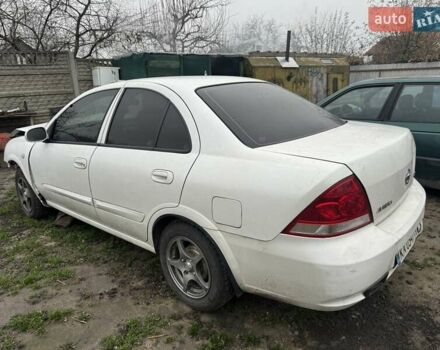 Белый Ниссан Альмера, объемом двигателя 1.6 л и пробегом 200 тыс. км за 1650 $, фото 3 на Automoto.ua