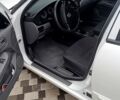 Белый Ниссан Альмера, объемом двигателя 1.6 л и пробегом 180 тыс. км за 6000 $, фото 2 на Automoto.ua