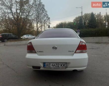 Белый Ниссан Альмера, объемом двигателя 1.6 л и пробегом 204 тыс. км за 4800 $, фото 4 на Automoto.ua