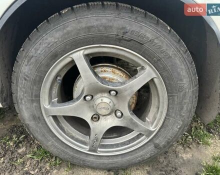 Белый Ниссан Альмера, объемом двигателя 1.6 л и пробегом 200 тыс. км за 1650 $, фото 11 на Automoto.ua