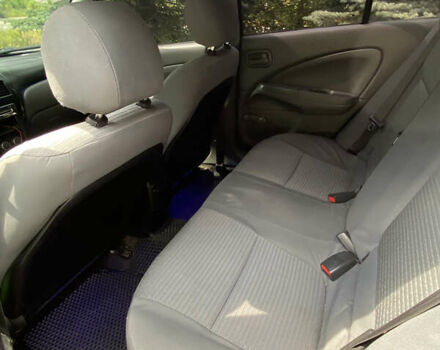 Белый Ниссан Альмера, объемом двигателя 1.6 л и пробегом 207 тыс. км за 5500 $, фото 16 на Automoto.ua